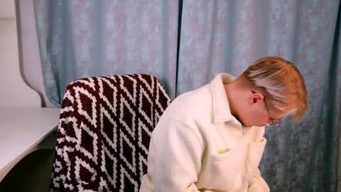 brian_mils online show from January 18, 12:03 pm