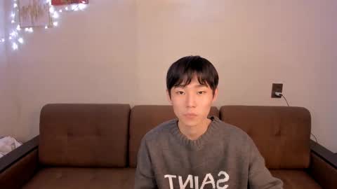 Snapshot of brian_stars chatting on February 10, 2:48 pm Brian boy online show from February 10, 2:48 pm
