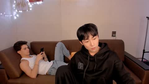 Snapshot of brian_stars chatting on February 7, 5:40 pm Brian boy online show from February 7, 5:40 pm