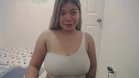 Snapshot of briana_lovexx chatting on March 7, 12:37 am Briana online show from March 7, 12:37 am