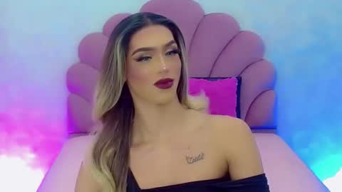 Snapshot of briana_sex32 chatting on January 15, 5:19 am BRIANA online show from January 15, 5:19 am