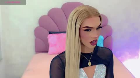 Snapshot of briana_sex32 chatting on February 12, 6:51 pm BRIANA online show from February 12, 6:51 pm