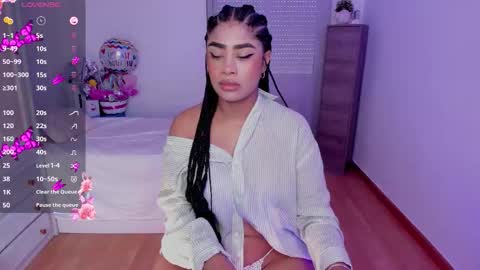 Snapshot of briana_walker chatting on September 17, 10:41 am briana online show from September 17, 10:41 am