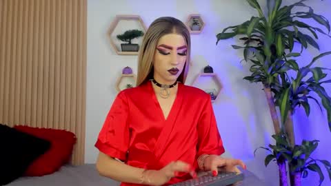 briana_white online show from October 14, 5:49 pm