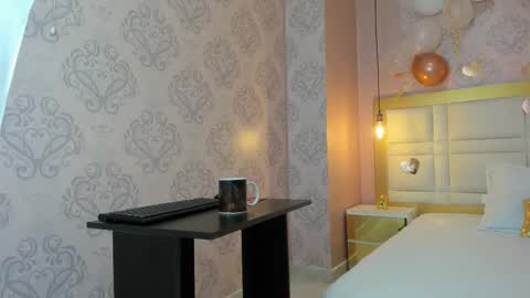 brianacurve online show from November 2, 4:51 pm