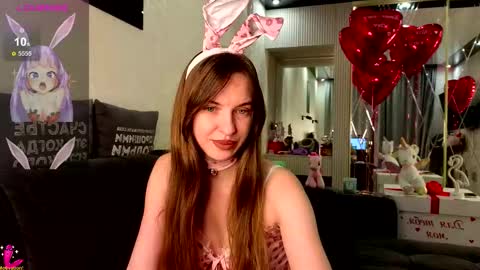 NinaBrian online show from October 25, 5:24 pm