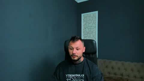 Brian online show from May 17, 4:22 am