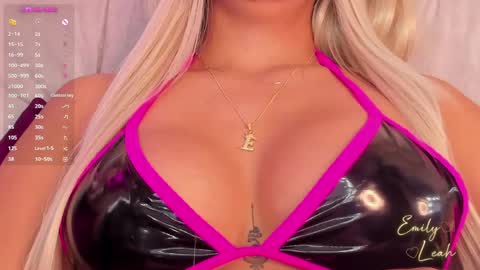 Brianna Ortiz online show from April 14, 11:24 am