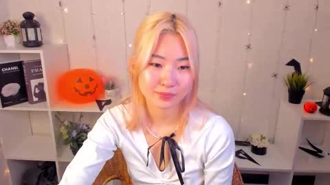 Bridget online show from October 30, 6:25 am