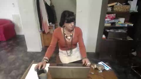 bridgetfouru online show from May 6, 4:29 am