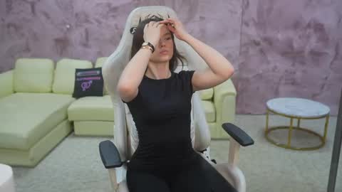 Diamonds Girls online show from May 17, 10:46 am