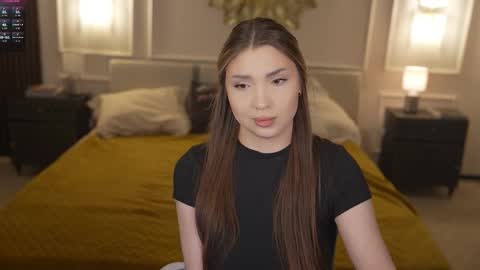 Diamonds Girls online show from March 23, 9:25 am