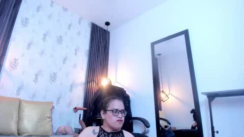 BRIGITTE online show from October 21, 6:44 pm