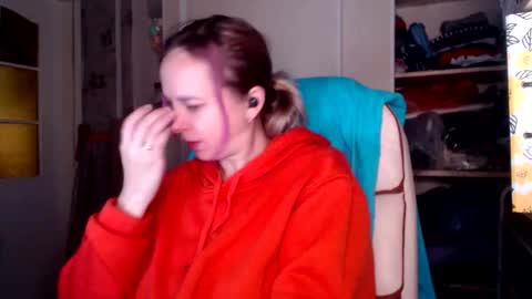 brilliantly online show from November 17, 9:01 am