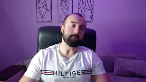 brindlefly69 online show from October 13, 10:50 am