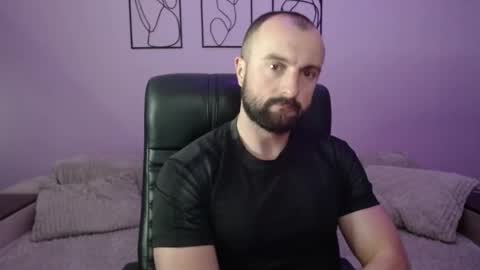 brindlefly69 online show from May 29, 10:46 am