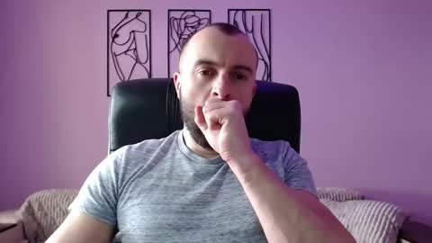 brindlefly69 online show from February 25, 11:43 am