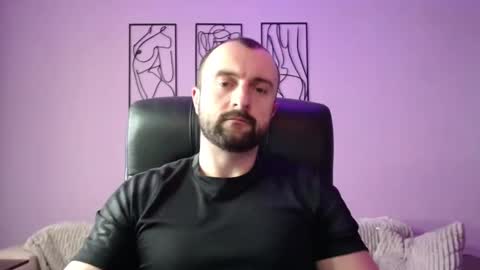 brindlefly69 online show from February 15, 11:39 am