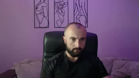 brindlefly69 online show from September 25, 11:17 am