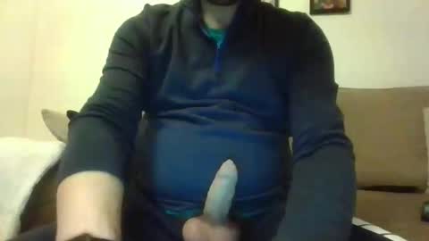 Snapshot of britguy6985 chatting on January 20, 10:04 pm britguy6985 online show from January 20, 10:04 pm