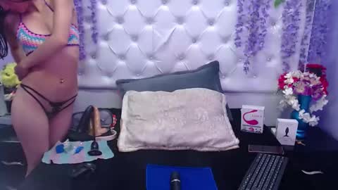Snapshot of brithany_adms chatting on January 20, 3:26 am Brithany online show from January 20, 3:26 am