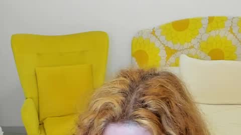 Penelope online show from May 25, 3:34 am