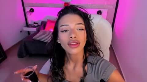 britney_collins_ online show from June 16, 12:31 pm