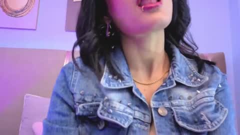 Britney online show from March 12, 12:20 pm