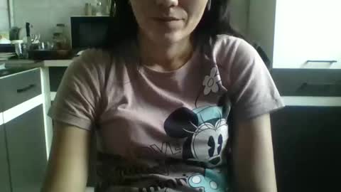 Snapshot of britneyamy chatting on December 6, 1:49 pm Britney online show from December 6, 1:49 pm