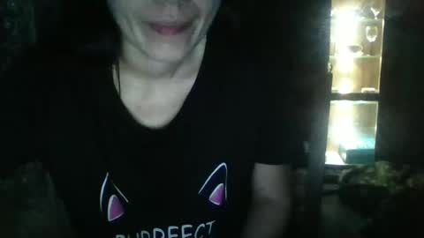 Snapshot of britneyamy chatting on December 6, 10:46 pm Britney online show from December 6, 10:46 pm