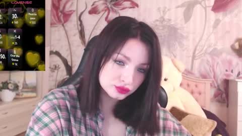 Snapshot of britneybarker chatting on September 11, 2:46 am britneybarker online show from September 11, 2:46 am