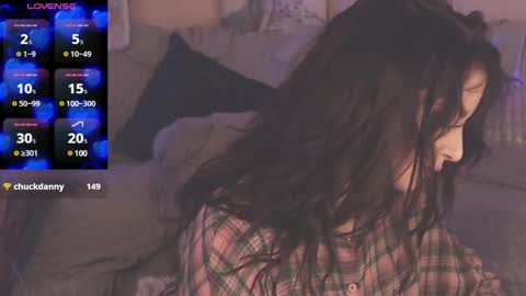 Snapshot of britneybarker chatting on March 11, 4:51 am britneybarker online show from March 11, 4:51 am