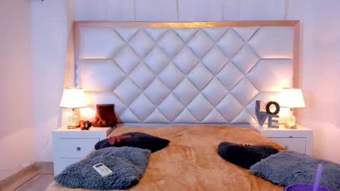 Brittany  online show from October 22, 3:31 am