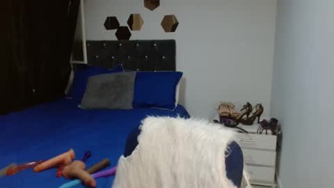 brittanybeauty69 online show from September 9, 9:15 pm