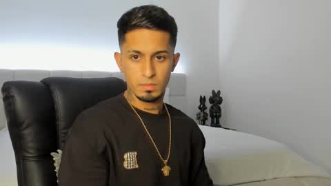 brody_dallas1 online show from March 3, 12:04 am