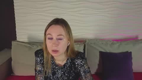 Snapshot of brooke_evans_ chatting on February 11, 11:54 pm Brooke online show from February 11, 11:54 pm