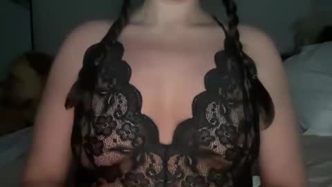 Brookie  online show from January 17, 1:25 am
