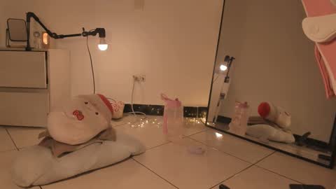 Snapshot of brooklyn_baby_ chatting on February 13, 5:16 am Nat Independent model Please help me to reach 200 thumbs up online show from February 13, 5:16 am