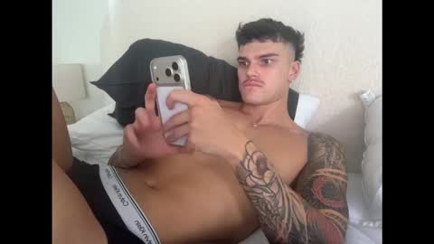 BrooklynTay online show from March 6, 3:38 am