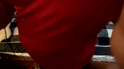 brownbootie1 online show from January 27, 7:56 pm