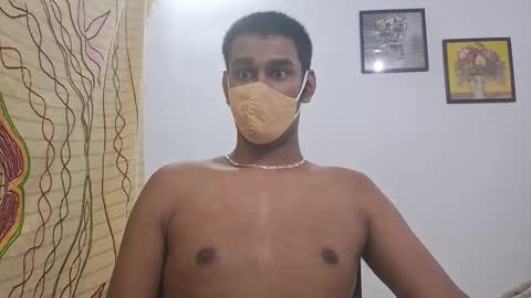 brownguy2505 online show from November 17, 2:19 pm