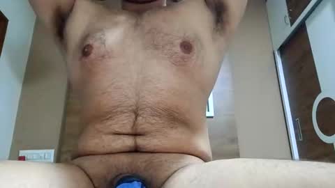 Brownnerdboy69 online show from May 10, 6:14 pm