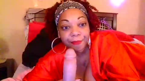 brownroundrenee online show from February 14, 10:49 am