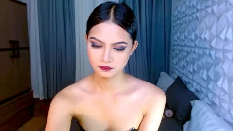 Roberta  GODDESS OF PLEASURE AND SEXUALDESIRE   online show from February 2, 5:53 am