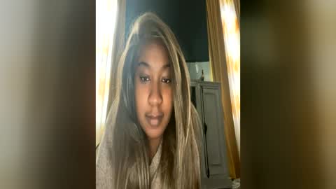 Brownsuagrcutie online show from May 23, 10:17 pm