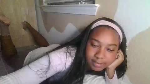 Brownsuagrcutie online show from November 16, 2:46 am