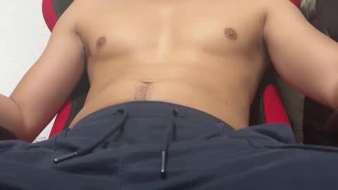 Snapshot of brownyonit chatting on December 20, 4:46 pm Browny here Fun and Kink online show from December 20, 4:46 pm