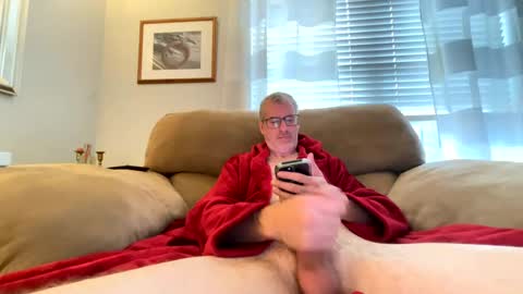 Bruce online show from December 16, 4:38 pm