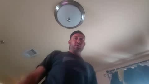 Snapshot of brucejuce666 chatting on September 13, 10:01 pm brucejuce666 online show from September 13, 10:01 pm
