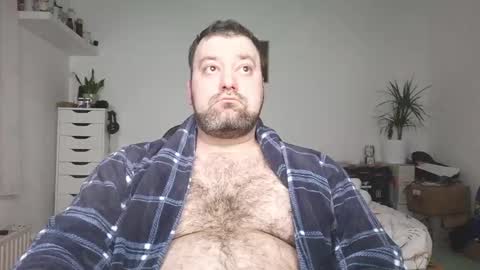 Bruce online show from April 24, 8:33 pm